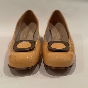 Ferragamo Vintage Flats - Patent Cream 36 1/2